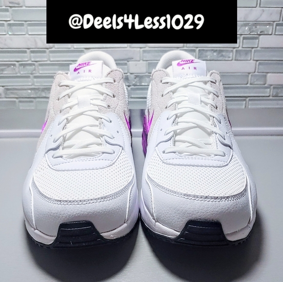 Nike Air Max Excee Womens Size 6 White Hyper Violet Platinum - Picture 2 of 6